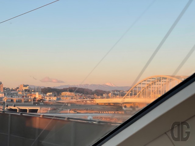 富士山がチラ見え